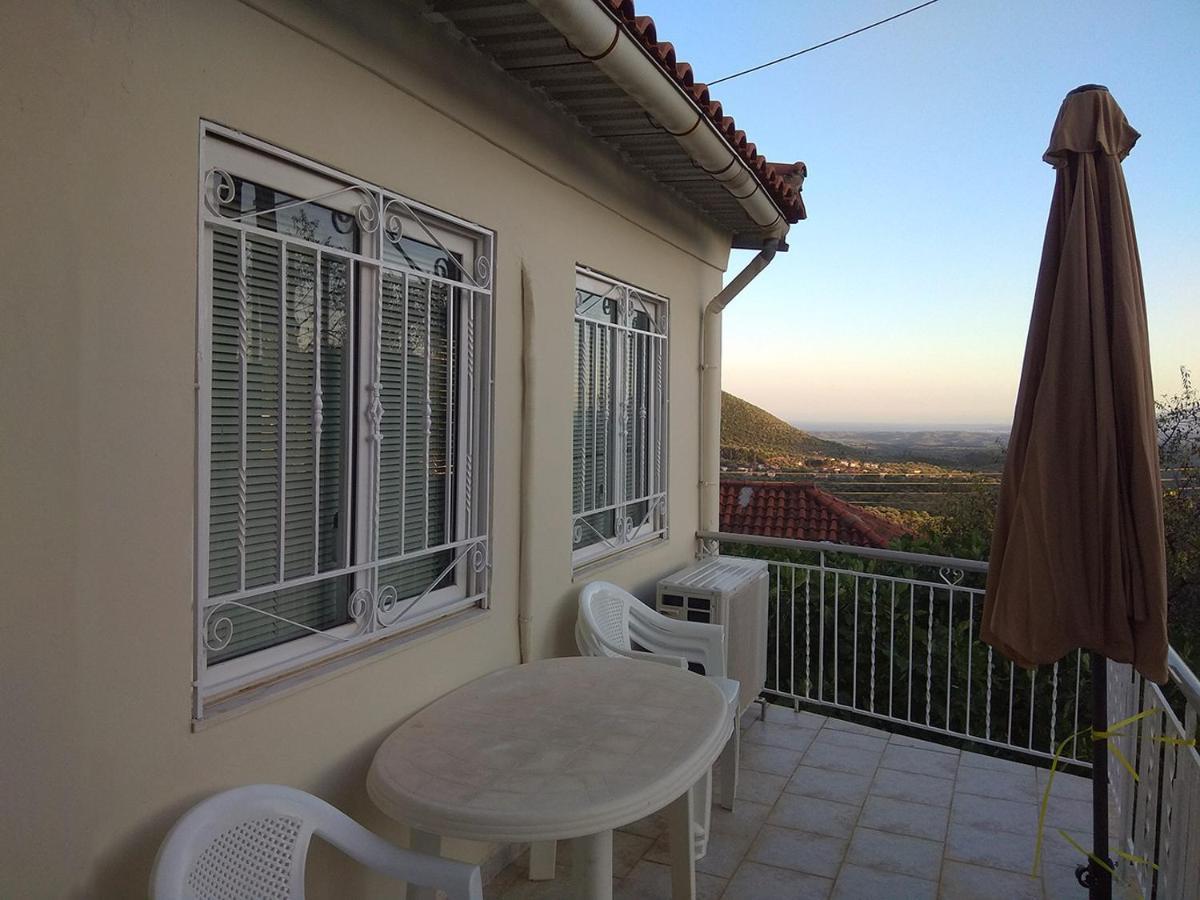 Vintage House With A Fantastic View Apartment Mavrommátion Exterior foto